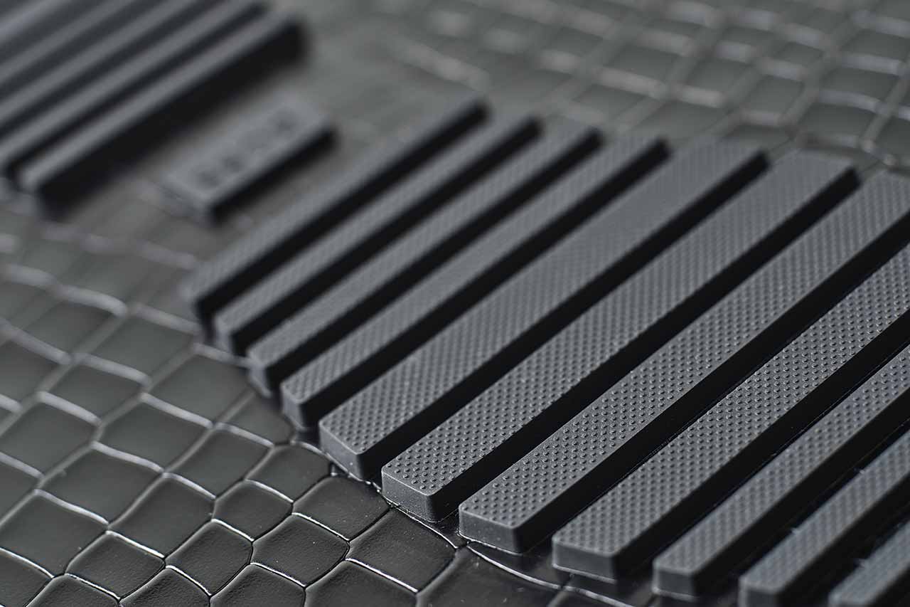 1. 10 a Driver Microiniezione Passante Su Pelle Mat Tpv 1